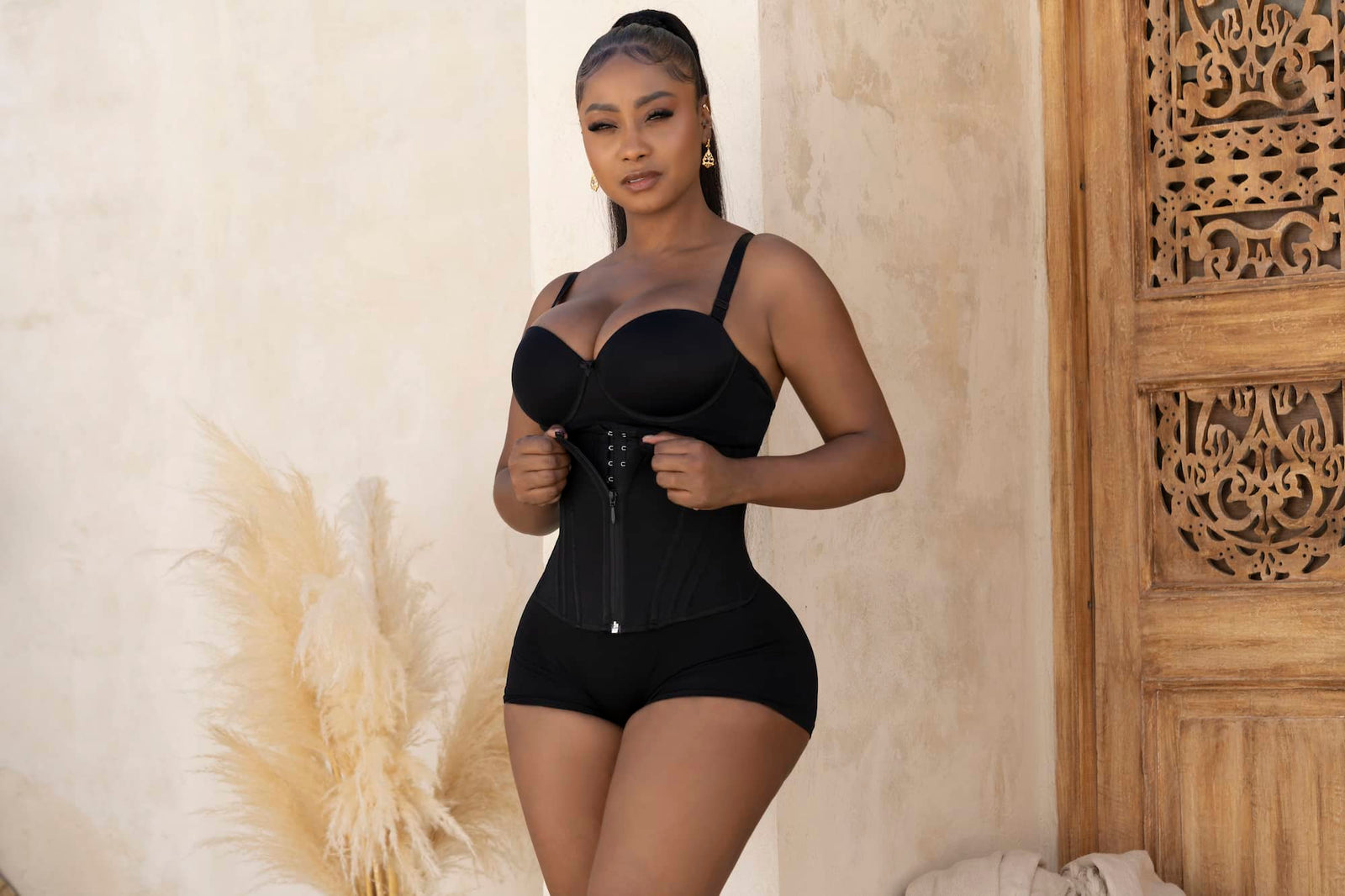 Slay in any outfit with our best selling Smoothing Seamless Bodysuit S